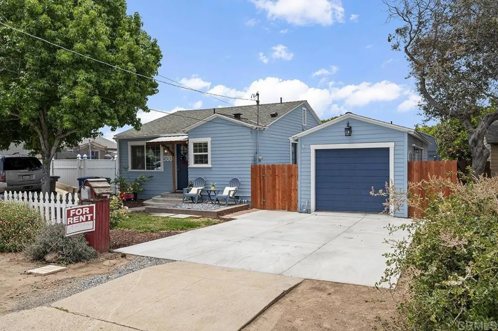 586 DEL MAR Chula Vista, CA 91910