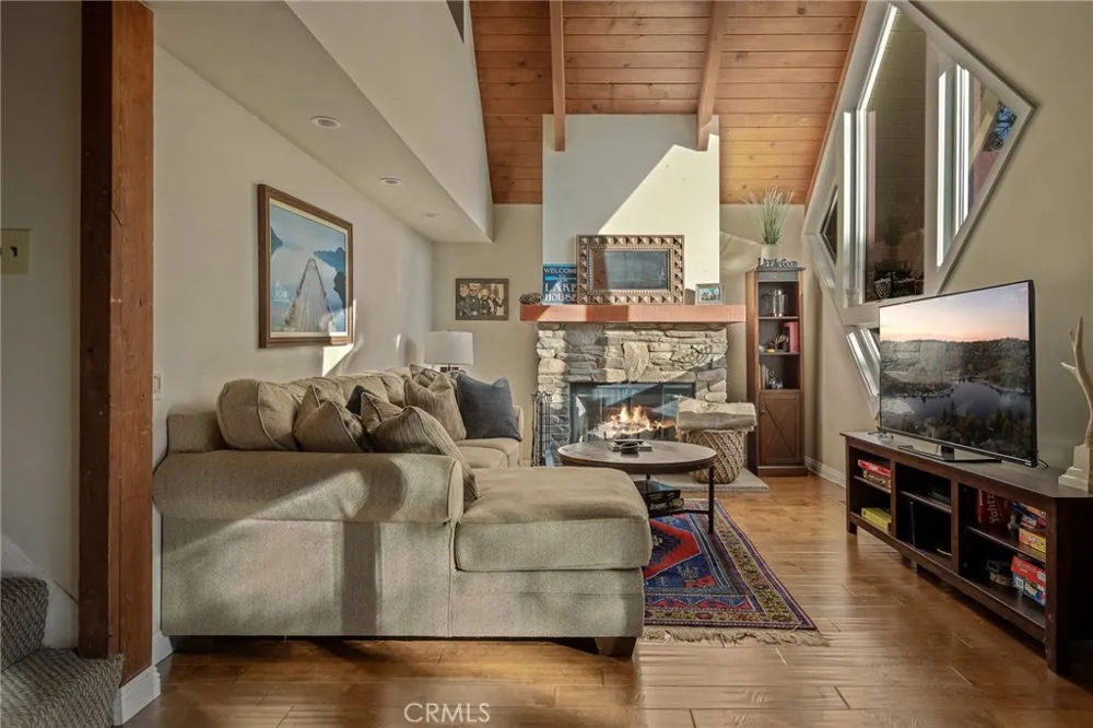 831 Nadelhorn Lake Arrowhead, CA 92352