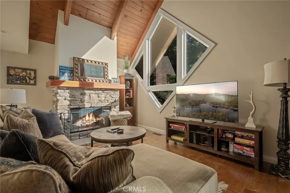 831 Nadelhorn Lake Arrowhead, CA 92352