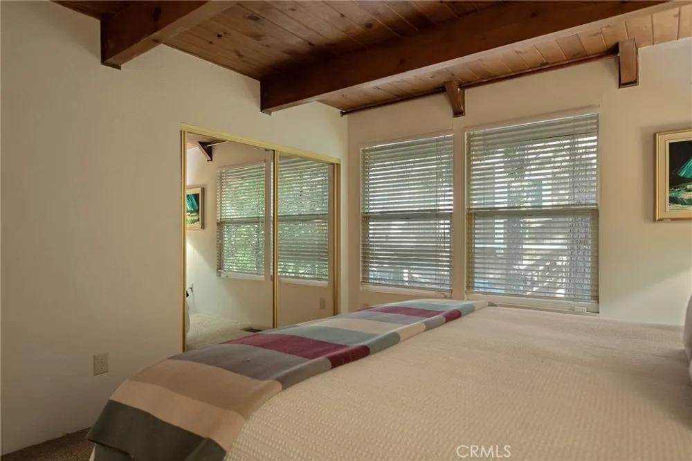 831 Nadelhorn Lake Arrowhead, CA 92352