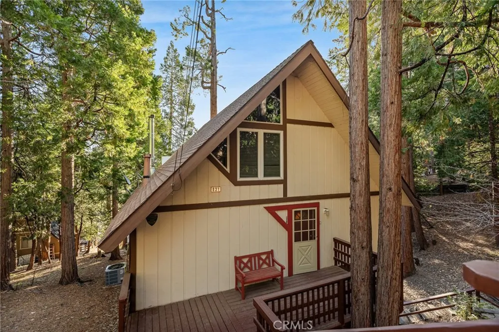 831 Nadelhorn Lake Arrowhead, CA 92352