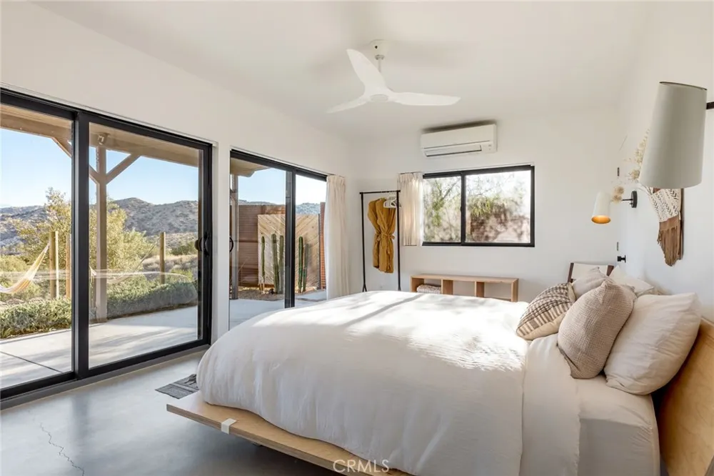 48575 W Paradise Morongo Valley, CA 92256