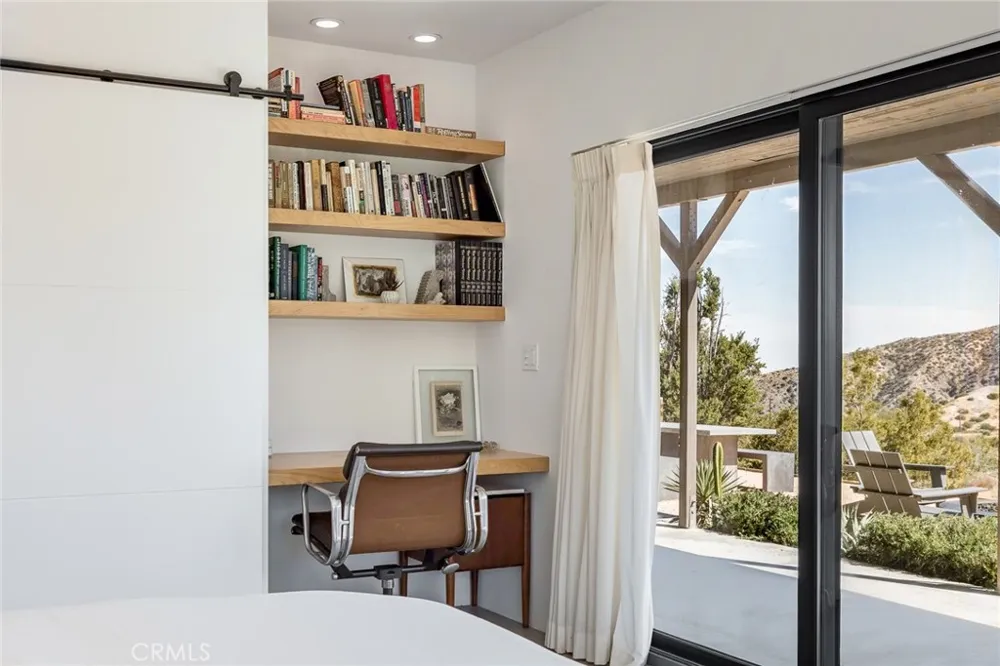 48575 W Paradise Morongo Valley, CA 92256