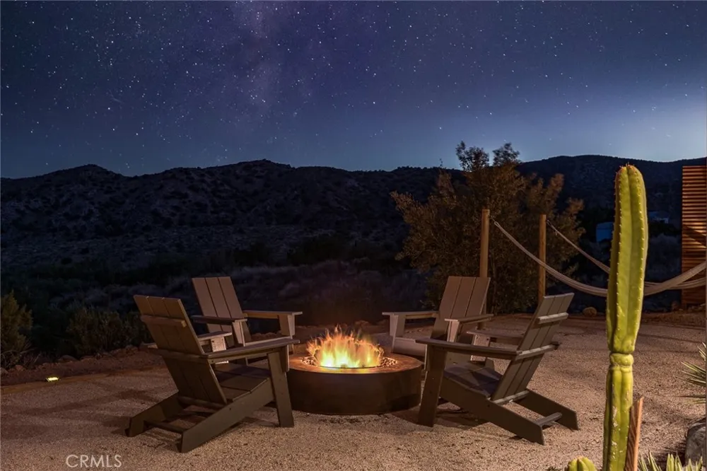 48575 W Paradise Morongo Valley, CA 92256