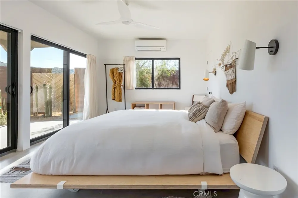 48575 W Paradise Morongo Valley, CA 92256