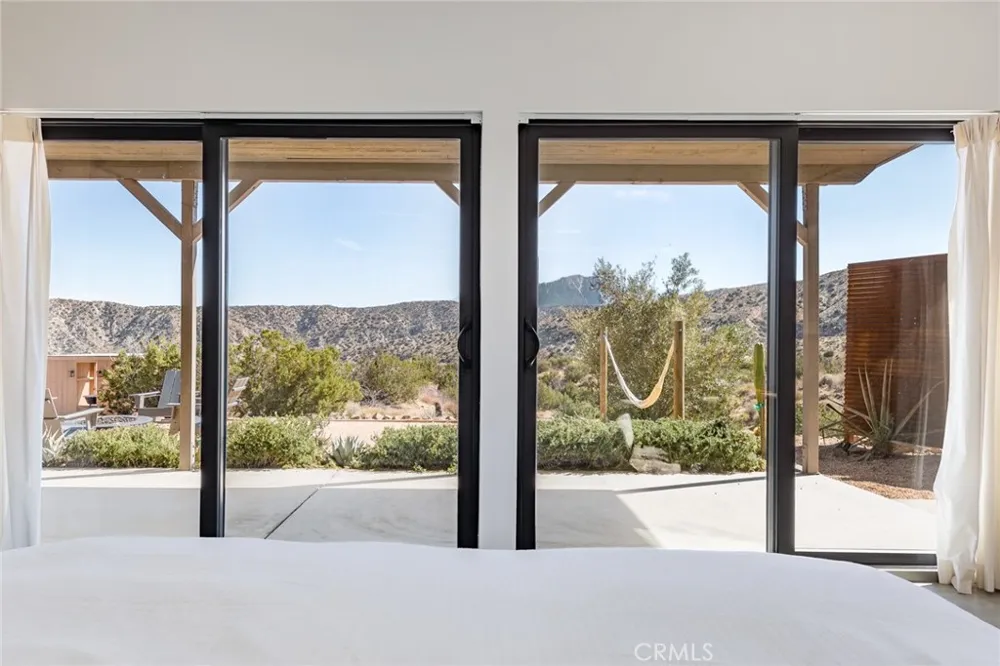 48575 W Paradise Morongo Valley, CA 92256