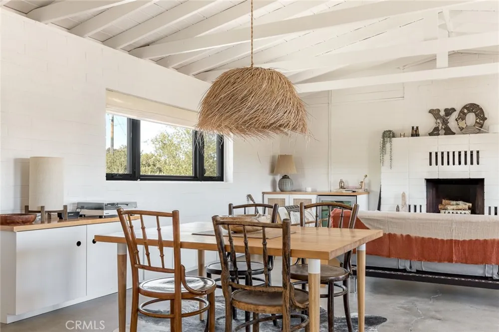 48575 W Paradise Morongo Valley, CA 92256