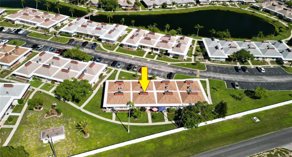 4337 TAHITIAN GARDENS CIRCLE #F Holiday, FL 34691