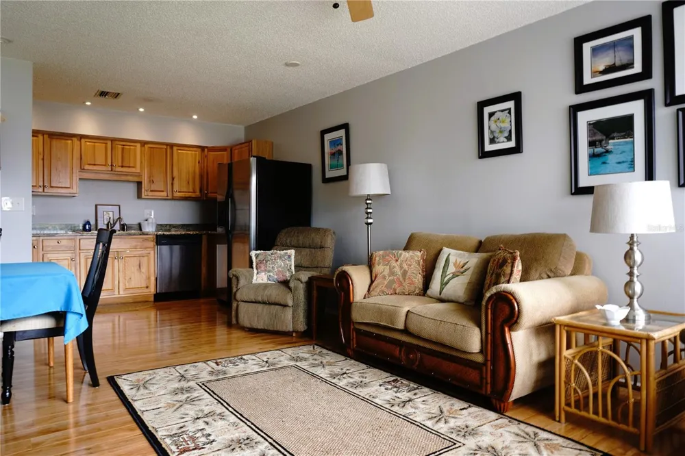 4337 TAHITIAN GARDENS CIRCLE #F Holiday, FL 34691