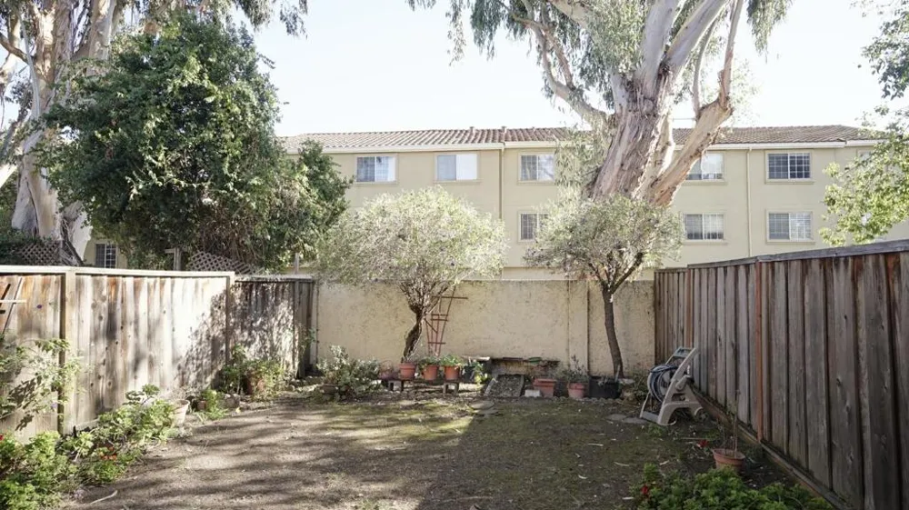 62 Washington Square Drive Milpitas, CA 95035