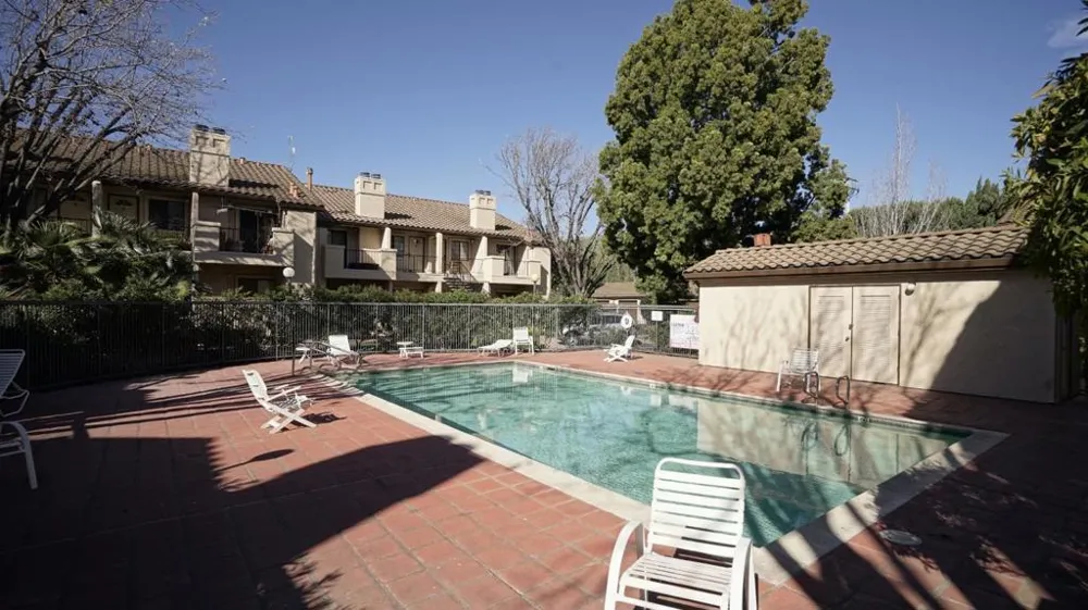 62 Washington Square Drive Milpitas, CA 95035