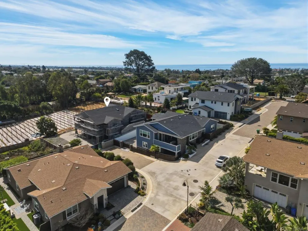 3780 Highland Dr. Carlsbad, CA 92008