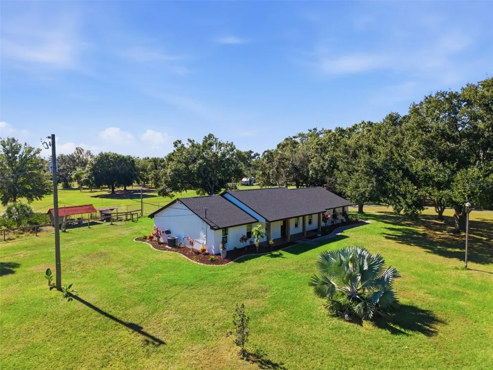 2506 HAWK GRIFFIN ROAD Plant City, FL 33565