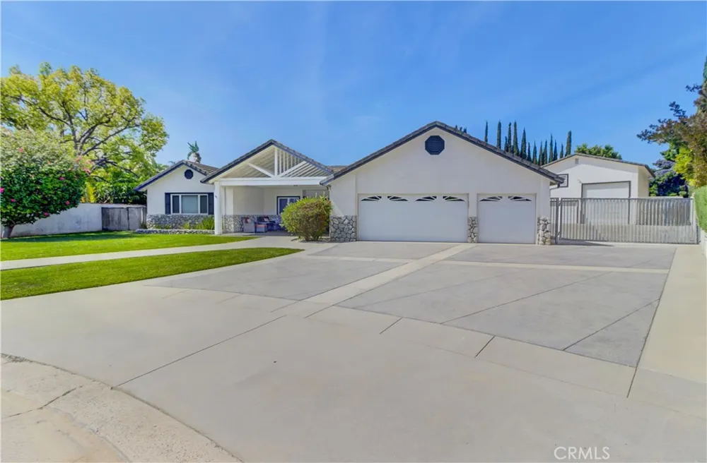 5821 Blueberry Street Yorba Linda, CA 92886