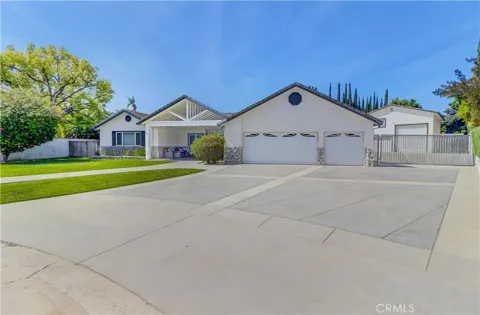 5821 Blueberry Street