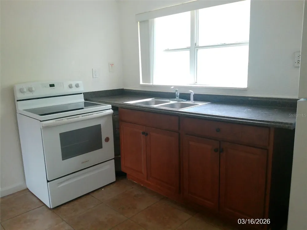 808 S CENTRAL AVENUE S Lakeland, FL 33815