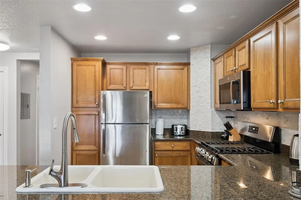 7655 HERITAGE CROSSING WAY #201 Reunion, FL 34747