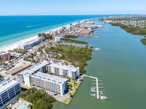 19531 GULF BOULEVARD #414
