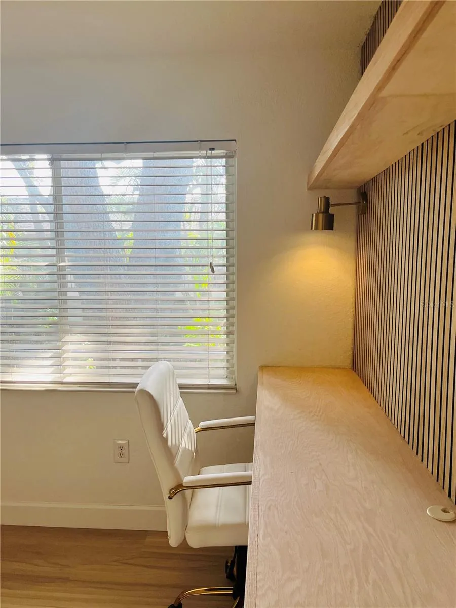 3914 W NEPTUNE STREET #27 Tampa, FL 33629