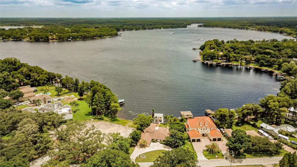 18129 CRAWLEY ROAD Odessa, FL 33556