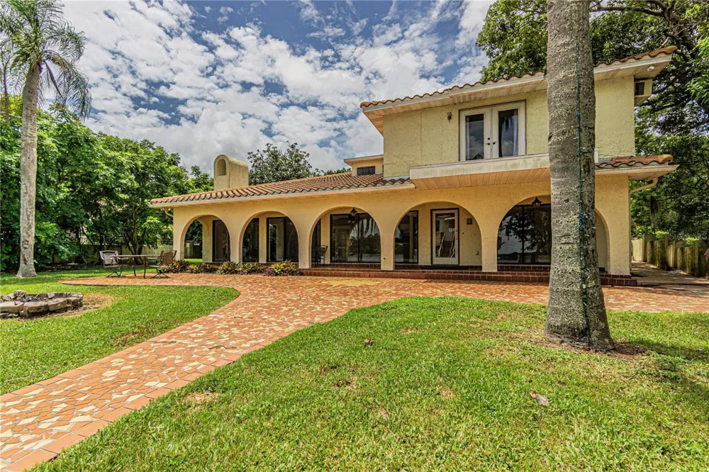 18129 CRAWLEY ROAD Odessa, FL 33556