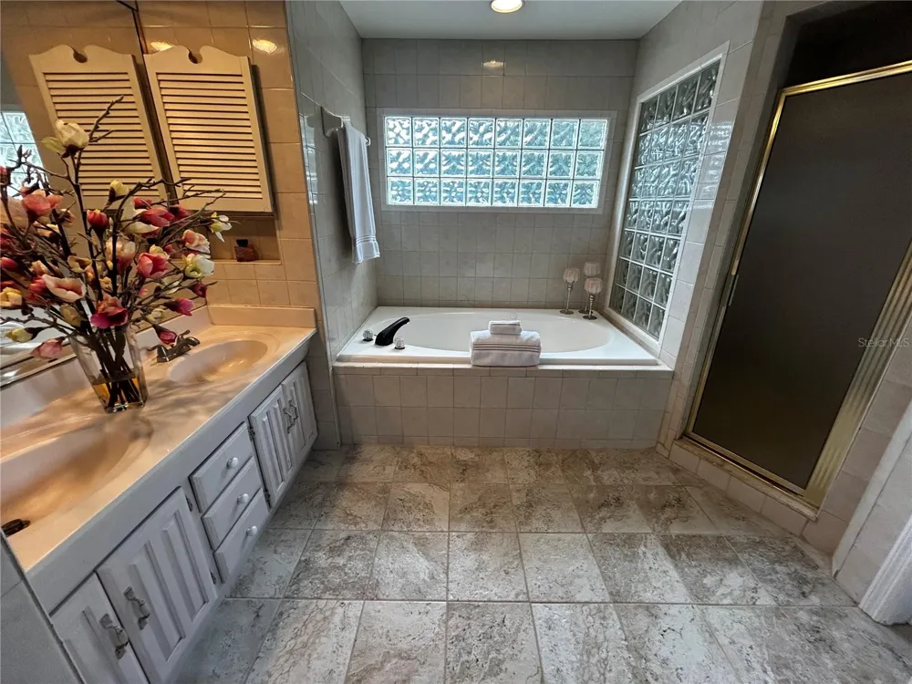 18129 CRAWLEY ROAD Odessa, FL 33556