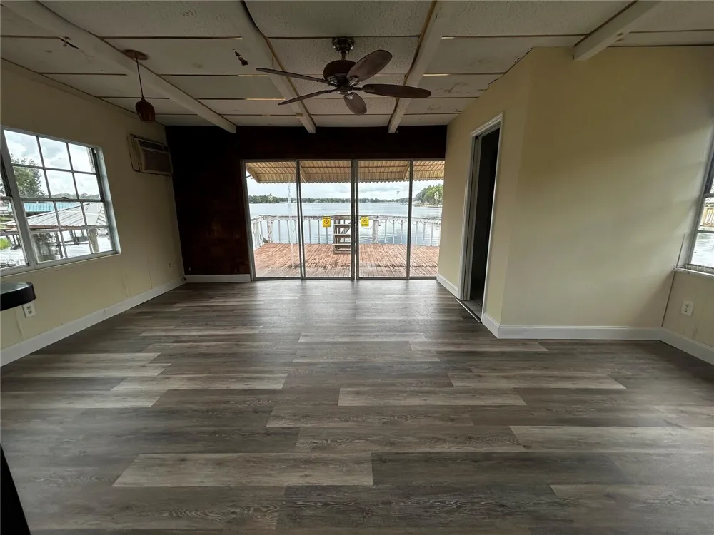 18129 CRAWLEY ROAD Odessa, FL 33556