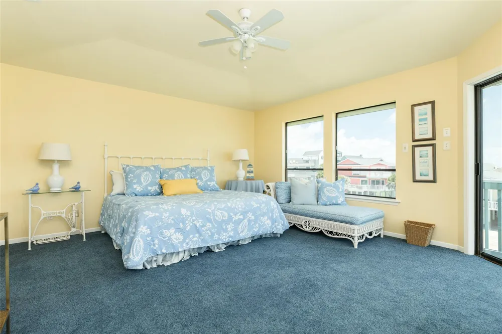 4223 Ghost Crab Lane Galveston, TX 77554