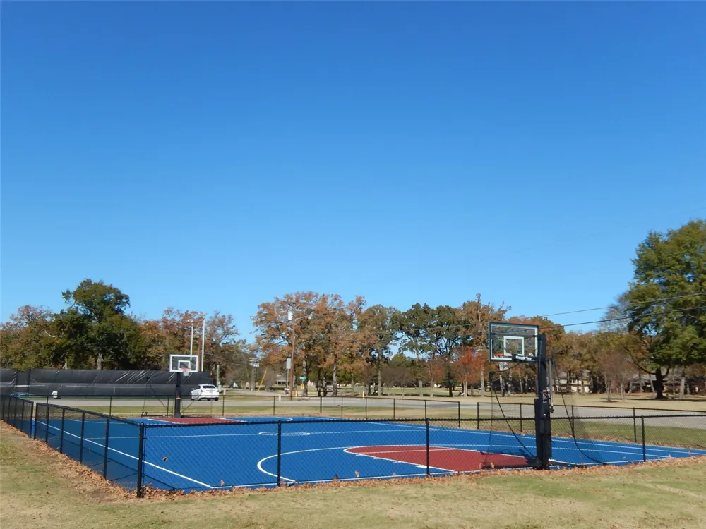 109 Key Allegro Drive Bullard, TX 75757