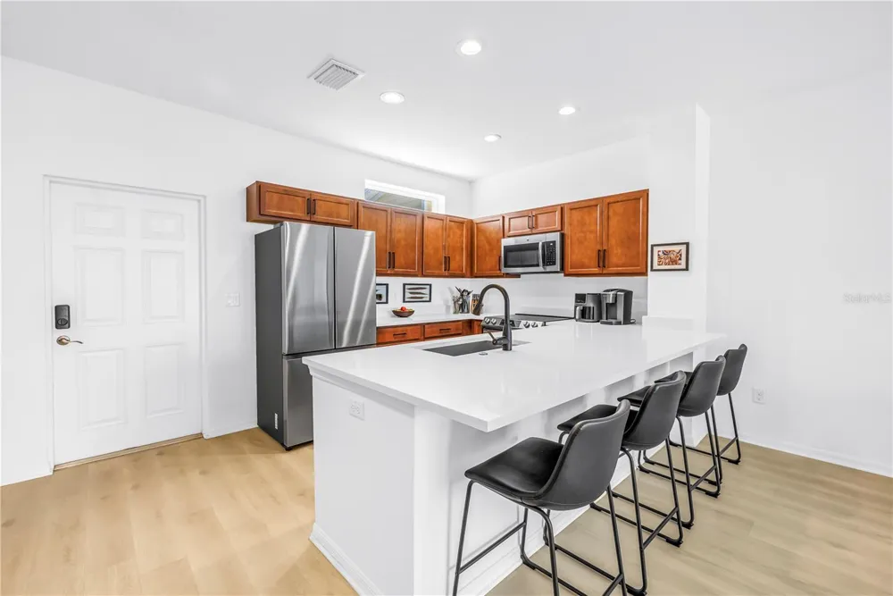 429 LORRAINE LELAND STREET Dunedin, FL 34698