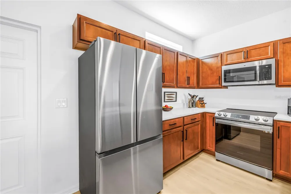 429 LORRAINE LELAND STREET Dunedin, FL 34698