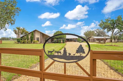 1401 BUELL COURT