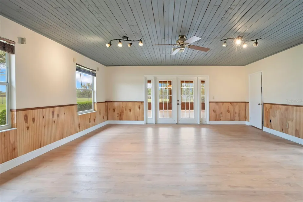 1401 BUELL COURT Plant City, FL 33567
