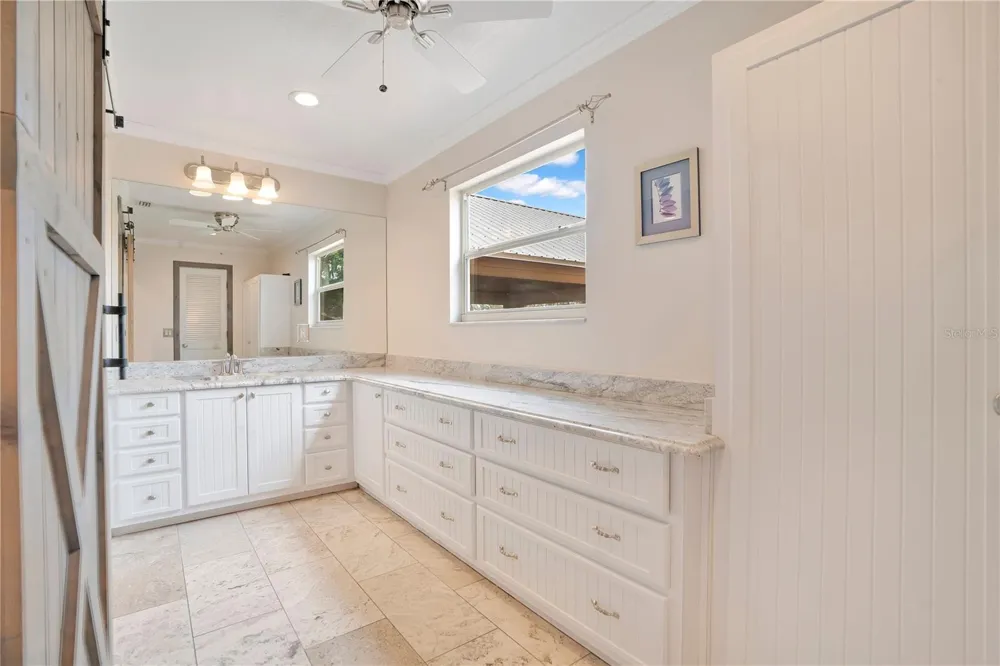 1401 BUELL COURT Plant City, FL 33567
