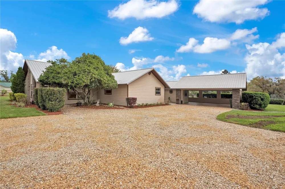 1401 BUELL COURT Plant City, FL 33567