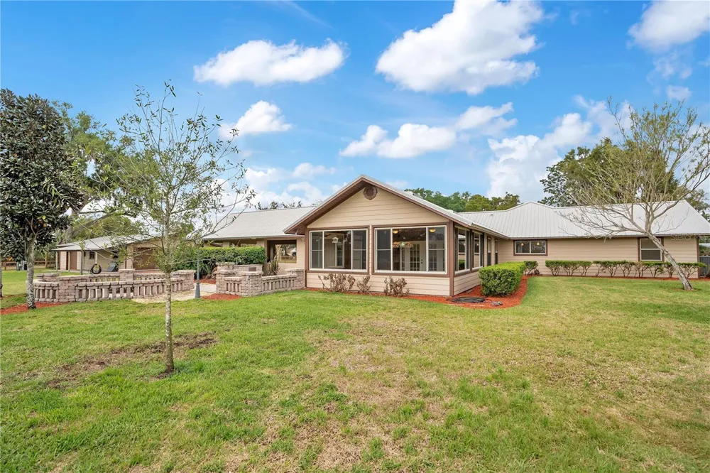 1401 BUELL COURT Plant City, FL 33567