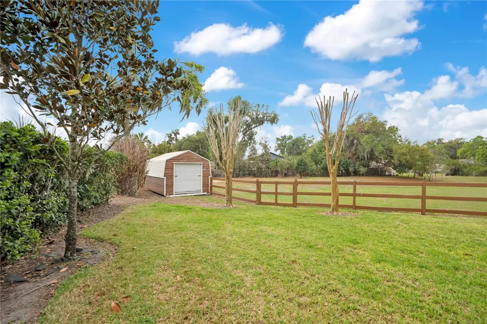 1401 BUELL COURT Plant City, FL 33567