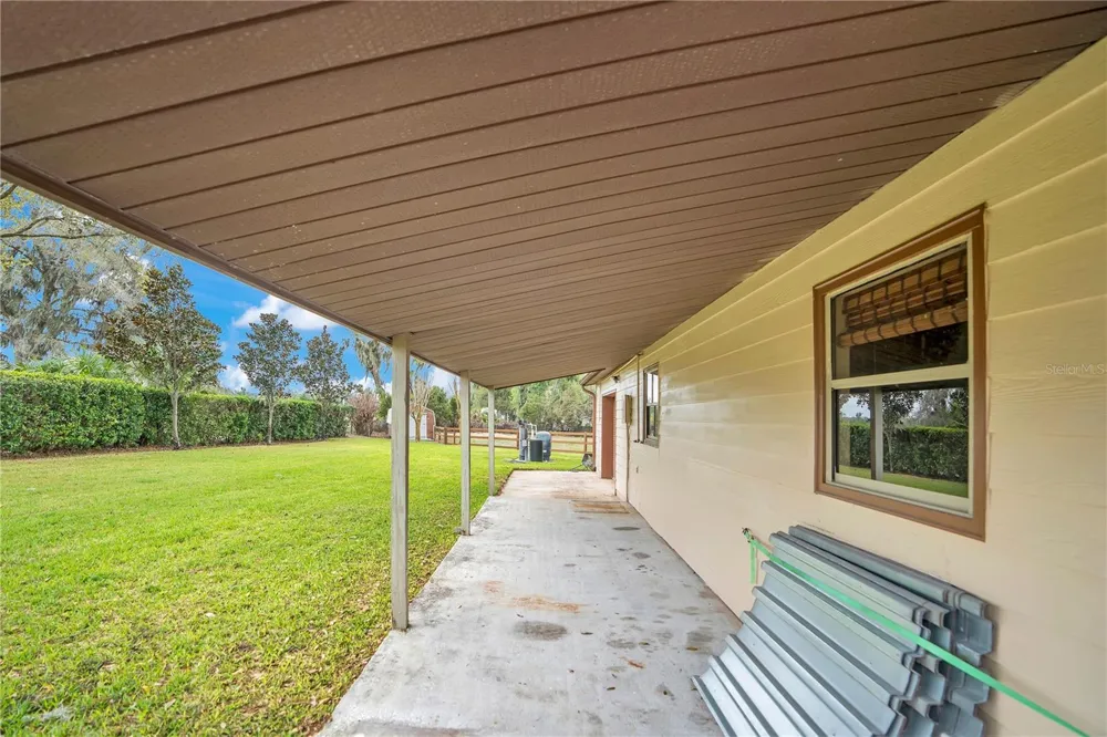 1401 BUELL COURT Plant City, FL 33567