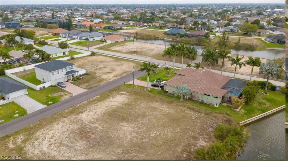 SW 10th Avenue Cape Coral, FL 33914
