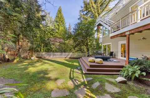 43 Creek Road