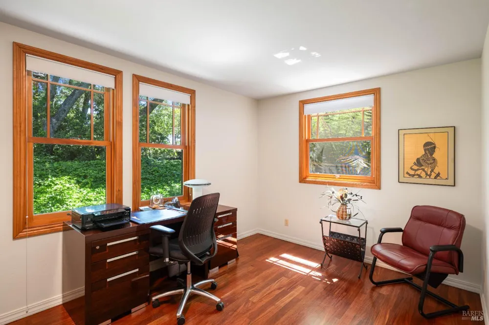 10601 Slattery Road Glen Ellen, CA 95442