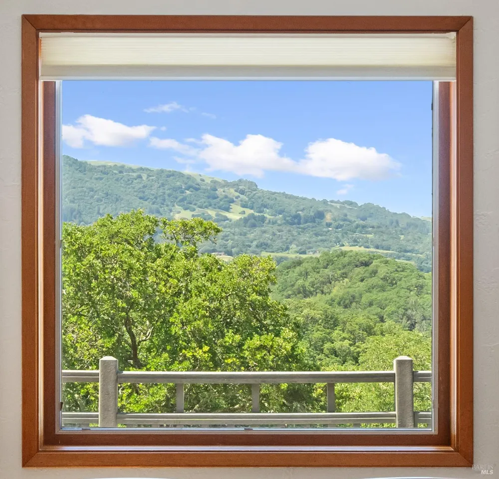 10601 Slattery Road Glen Ellen, CA 95442