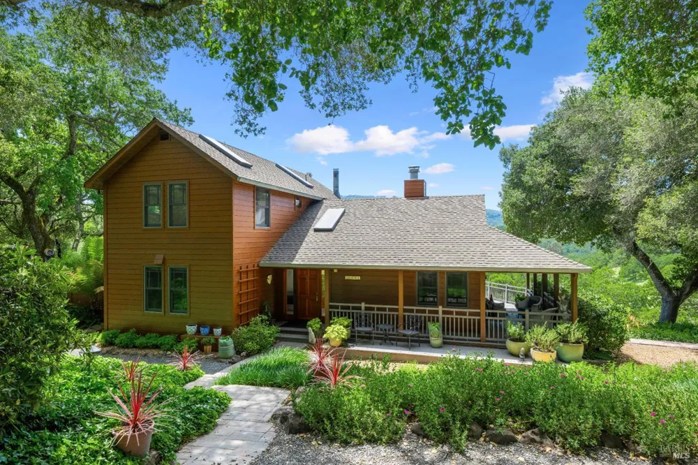 10601 Slattery Road Glen Ellen, CA 95442