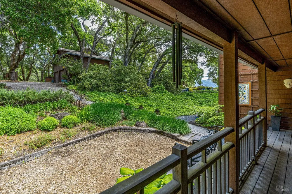 10601 Slattery Road Glen Ellen, CA 95442