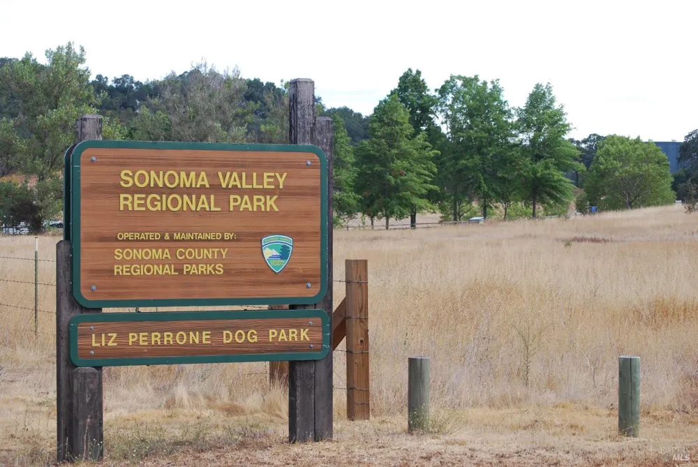 10601 Slattery Road Glen Ellen, CA 95442