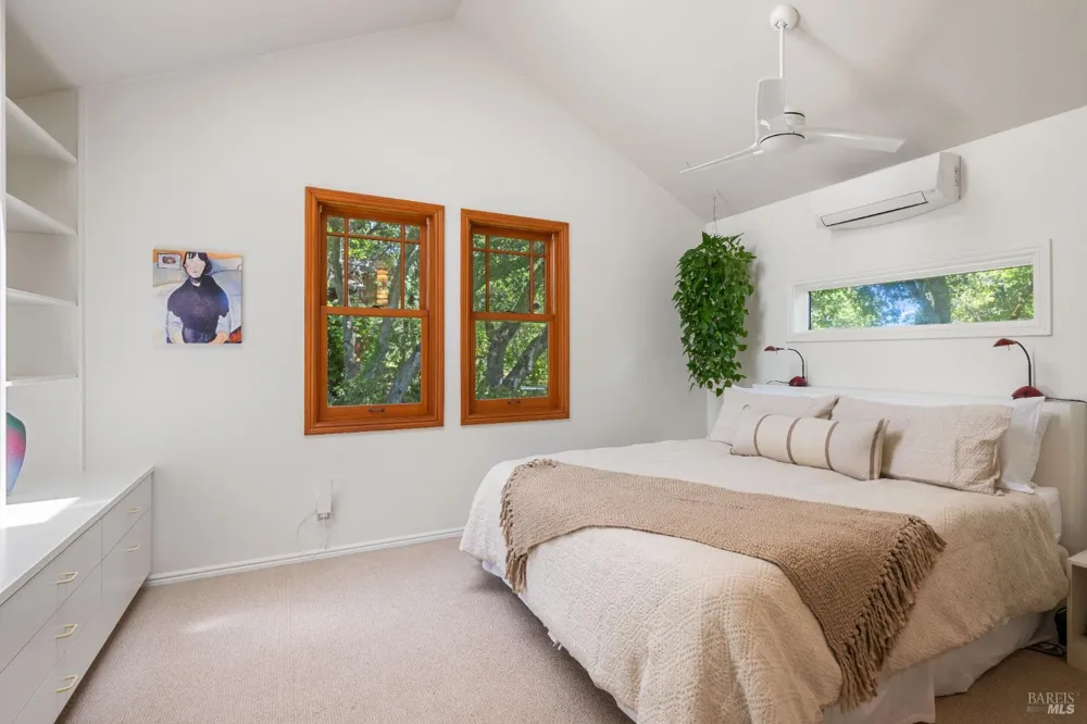10601 Slattery Road Glen Ellen, CA 95442