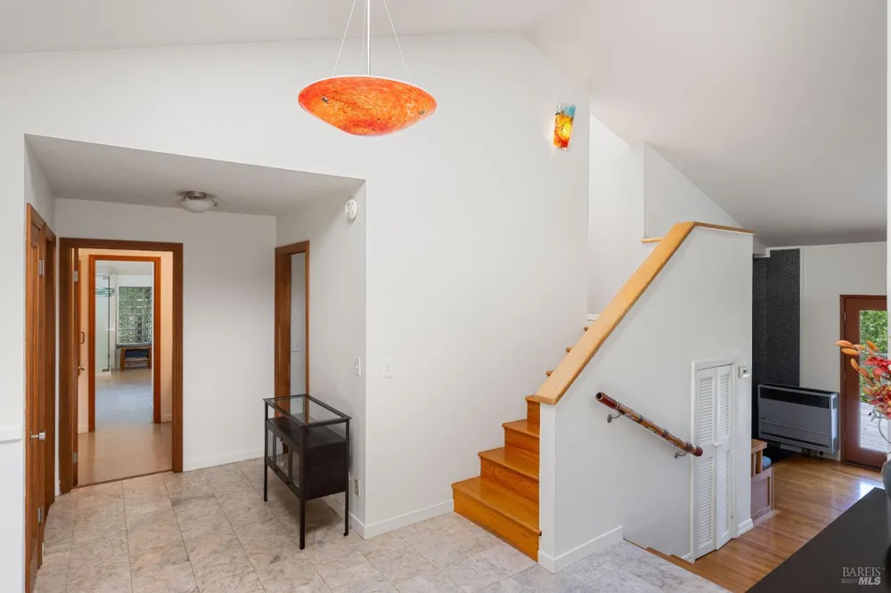 10601 Slattery Road Glen Ellen, CA 95442