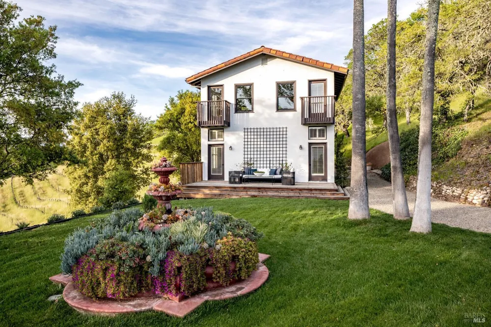 4377 Warm Springs Road Glen Ellen, CA 95442