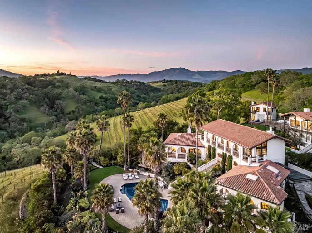 4377 Warm Springs Road Glen Ellen, CA 95442