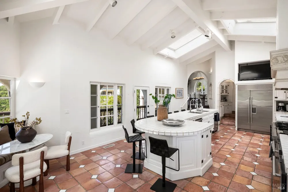 4377 Warm Springs Road Glen Ellen, CA 95442